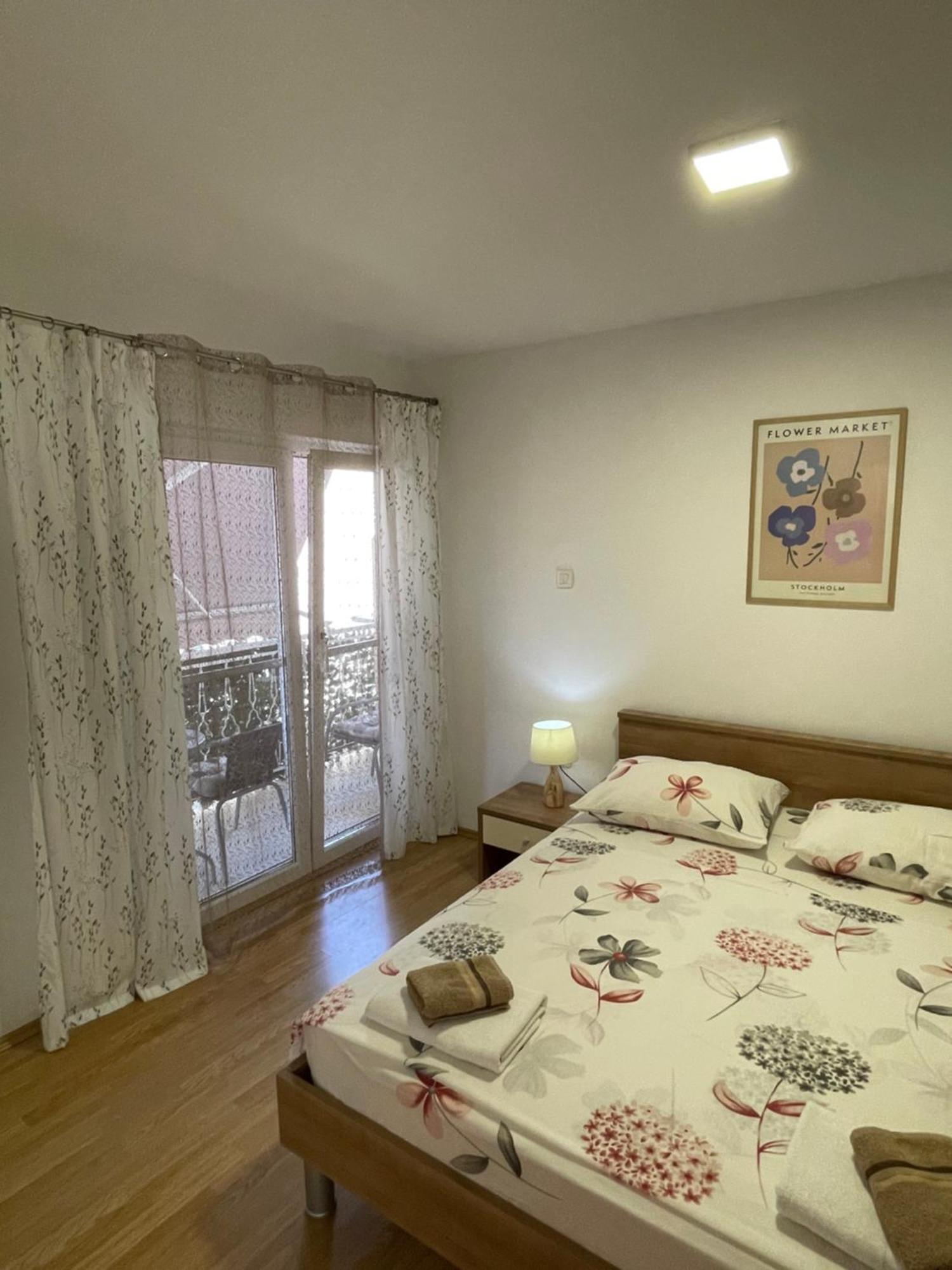 Ivan I Matej Apartments Blace Exterior photo
